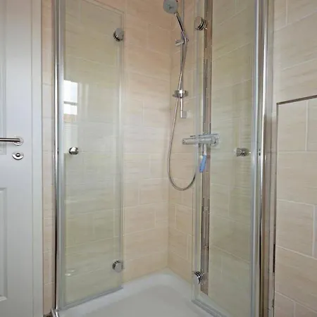 Robbe-5 * Norddeich (Norden)